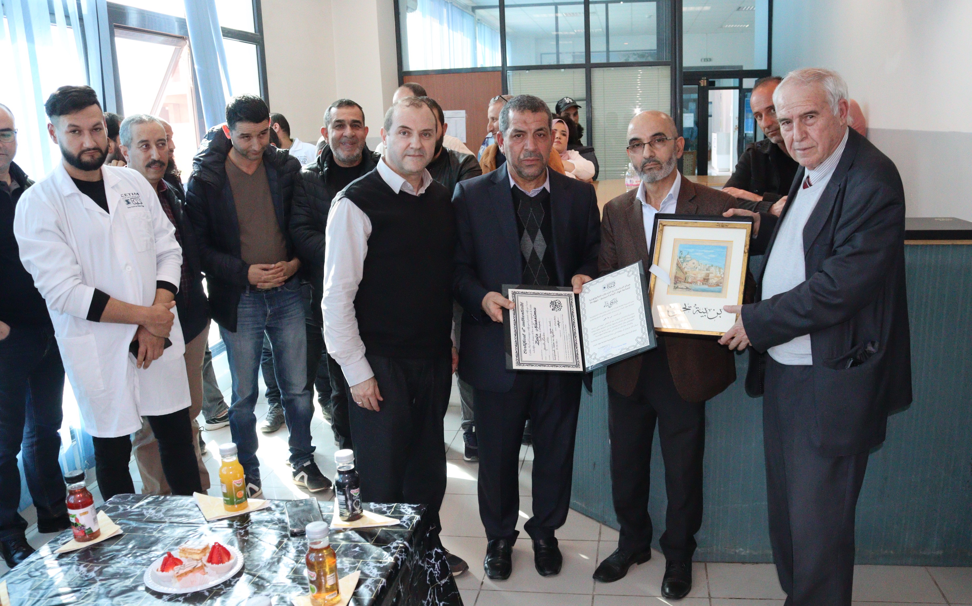 <p style="text-align:justify"><span style="font-size:11pt"><span style="background-color:white"><span style="font-family:Calibri,sans-serif"><span style="font-size:12.0pt"><span style="font-family:"Arial",sans-serif"><span style="color:black">&Agrave; l&rsquo;occasion du d&eacute;part &agrave; la retraite de&nbsp;Monsieur&nbsp;BENBIA Yahia, Directeur g&eacute;n&eacute;ral adjoint, une c&eacute;r&eacute;monie a &eacute;t&eacute; organis&eacute;e &agrave; son honneur le mercredi 7 f&eacute;vrier 2024 au si&egrave;ge du CETIM.&nbsp;Cette c&eacute;r&eacute;monie a &eacute;t&eacute; pr&eacute;sid&eacute;e par le Pr&eacute;sident Directeur G&eacute;n&eacute;ral, M. Lyes MADI en pr&eacute;sence&nbsp;des cadres et employ&eacute;s de CETIM ainsi que d'anciens retrait&eacute;s, &agrave; l'image de l'ex-PDG de CETIM M. Abdenour ADJTOUTAH.</span></span></span></span></span></span></p>

<p style="text-align:justify"><span style="font-size:11pt"><span style="background-color:white"><span style="font-family:Calibri,sans-serif"><span style="font-size:12.0pt"><span style="font-family:"Arial",sans-serif"><span style="color:black">&Agrave; cette occasion, M. MADI a prononc&eacute; un discours retra&ccedil;ant le parcours riche et exemplaire de M. BENBIA au sein de CETIM et le remerciant chaleureusement, au nom de tous les cadres et employ&eacute;s, pour son d&eacute;vouement, son engagement et son professionnalisme tout au long de sa carri&egrave;re.</span></span></span></span></span></span></p>

<p style="text-align:justify"><span style="font-size:11pt"><span style="background-color:white"><span style="font-family:Calibri,sans-serif"><span style="font-size:12.0pt"><span style="font-family:"Arial",sans-serif"><span style="color:black">Certains des pr&eacute;sents ont saisi &eacute;galement l&rsquo;occasion de se rem&eacute;morer les &eacute;v&egrave;nements marquants de la carri&egrave;re de M. BENBIA tout en le remerciant&nbsp;pour ses efforts fournis durant son parcours professionnel et son d&eacute;vouement dans l&rsquo;exercice de ses fonctions avec&nbsp;s&eacute;rieux et implication,&nbsp;en lui souhaitant une bonne et paisible retraite.</span></span></span></span></span></span></p>

<p style="text-align:justify"><span style="font-size:11pt"><span style="background-color:white"><span style="font-family:Calibri,sans-serif"><span style="font-size:12.0pt"><span style="font-family:"Arial",sans-serif"><span style="color:black">De son c&ocirc;t&eacute;, M. BENBIA a tenu &agrave; remercier l'ensemble des pr&eacute;sents pour cette r&eacute;ception en &eacute;voquant les trente-cinq ans de services qu'il a pass&eacute; au CETIM avec d&eacute;vouement et loyaut&eacute;, en exhortant la rel&egrave;ve &agrave; pr&eacute;server cet h&eacute;ritage pour eux et leurs enfants. Son humilit&eacute; et sa gratitude ont touch&eacute; le c&oelig;ur de tous les pr&eacute;sents.</span></span></span></span></span></span></p>

<p style="text-align:justify"><span style="font-size:11pt"><span style="background-color:white"><span style="font-family:Calibri,sans-serif"><span style="font-size:12.0pt"><span style="font-family:"Arial",sans-serif"><span style="color:black">Au cours de cette c&eacute;r&eacute;monie&nbsp;pleine d&rsquo;&eacute;motions, m&ecirc;l&eacute;e de joie et de tristesse, il a &eacute;t&eacute; proc&eacute;d&eacute; &agrave; la remise d'une attestation de m&eacute;rite et de cadeau symbolique &agrave; M. BENBIA. &Agrave; la fin, une r&eacute;ception fut organis&eacute;e en son honneur dans une ambiance conviviale et chaleureuse.</span></span></span></span></span></span></p>

<p style="text-align:justify"><span style="font-size:11pt"><span style="background-color:white"><span style="font-family:Calibri,sans-serif"><span style="font-size:12.0pt"><span style="font-family:"Arial",sans-serif"><span style="color:black">&Agrave; l&rsquo;issue de cette c&eacute;r&eacute;monie, une chose est certaine : si M. BENBIA Yahia prend sa retraite, son h&eacute;ritage, lui, continuera de vivre au sein du CETIM.</span></span></span></span></span></span></p>
