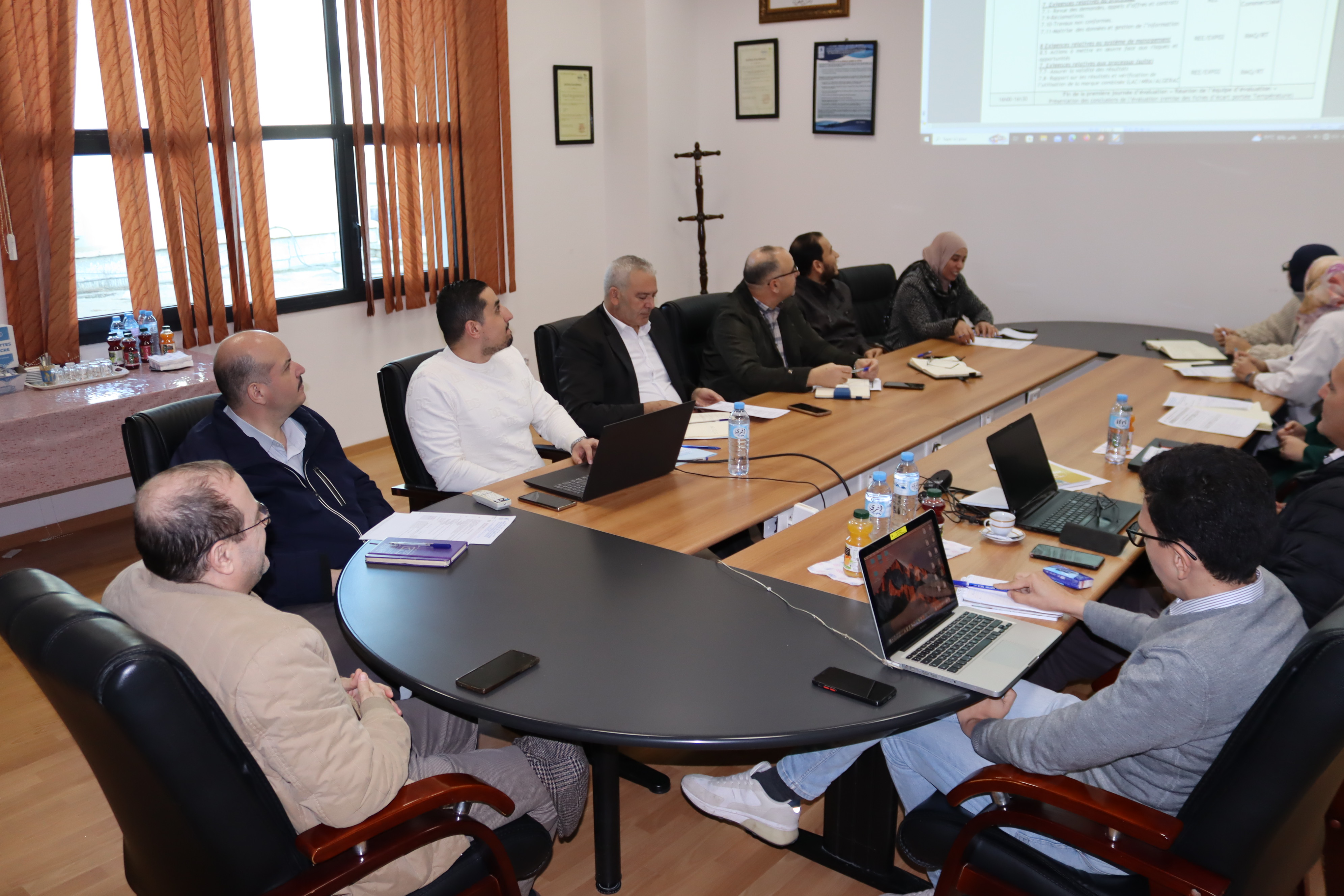 Nous sommes fiers d’annoncer que le laboratoire d'étalonnage du CETIM a passé avec succès l’audit de surveillance III mené par ALGERAC - Organisme Algérien d'Accréditation - les 29 et 30 janvier 2025, conformément à la norme ISO/IEC 17025 version 2017 : exigences générales concernant la compétence des laboratoires d’étalonnages et d’essais.
De plus, notre laboratoire a brillamment réussi l’audit d’extension de portée pour le pesage IPFNA, renforçant ainsi notre engagement envers la qualité et la fiabilité de nos services.